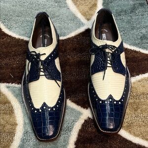 Stacy Adams Navy and Cream Croc-Embossed Oxfords
